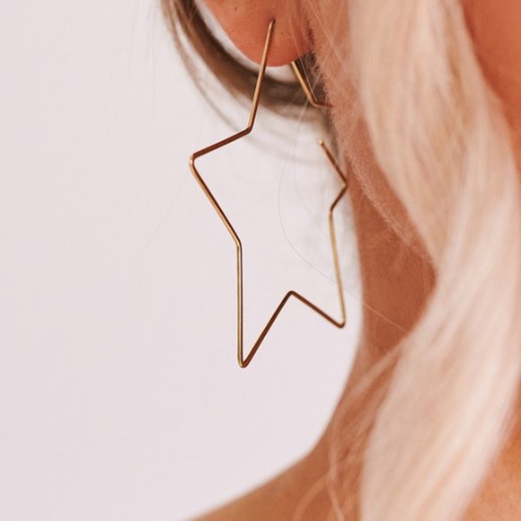 Gold Star Earrings - Picture 2 of 2